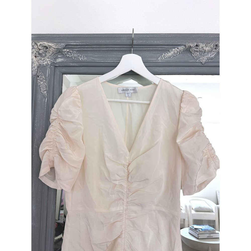 Amour Vert Silk Ruched V-Neck Midi Dress Cream Ivory Puff Sleeve Front Slit S - Picture 2 of 7